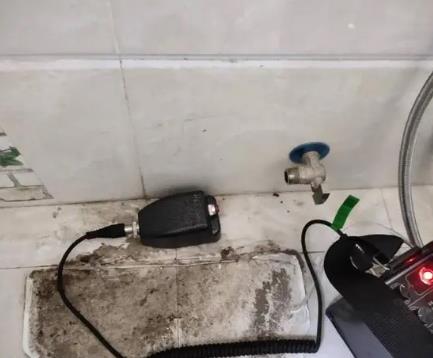 祁门屋顶漏水维修公司分享下卫生间漏水的危害及解决方法